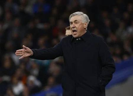 CBF retoma contato com Ancelotti e pode demitir Dorival