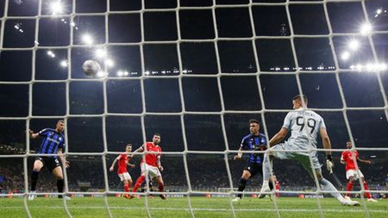 Inter empata com Benfica e vai enfrentar Milan nas semifinais da Liga dos Campeões