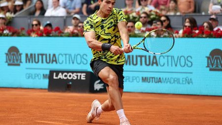 Alcaraz diz que Nadal ainda é o homem a ser batido em Roland Garros