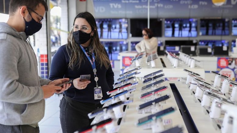 Via supera 100 mil vendedores no marketplace