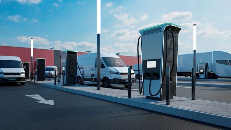 ABB lança carregador mais rápido do mundo para carros elétricos