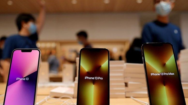 Apple vai vender menos iPhones por crise em oferta de chips, diz JPMorgan