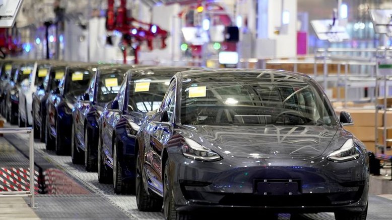 Tesla abre novos centros na China para armazenar dados localmente