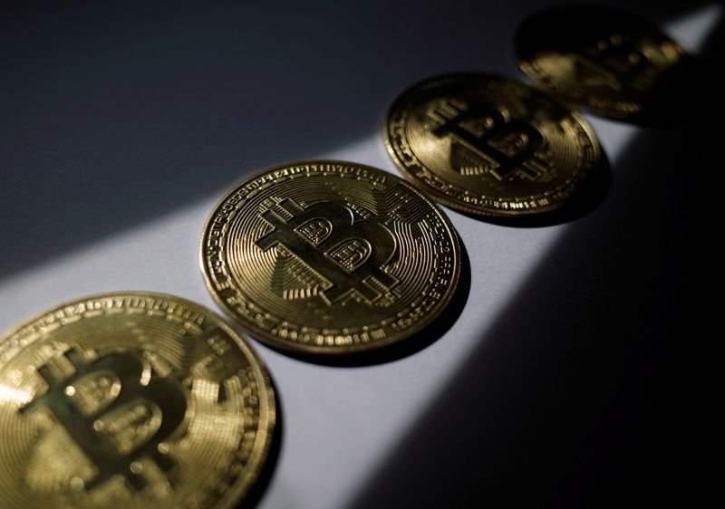 tagreuters.com2021binary_LYNXMPEHAF0SZ-BASEIMAGE