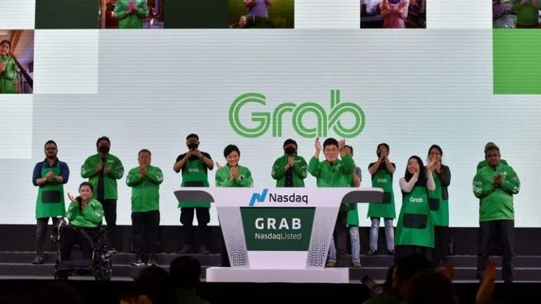 Grab tem estreia firme na Nasdaq após fusão de US$40 bi