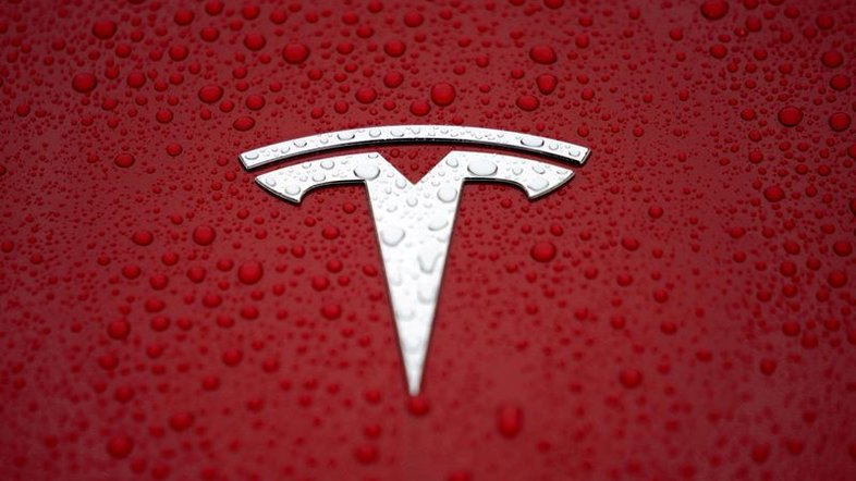 Tesla lança quadriciclo elétrico para crianças nos EUA