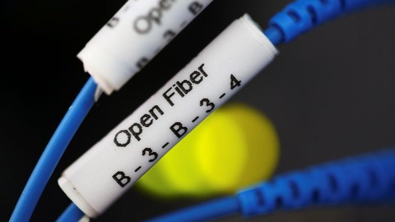 Provedora de internet por fibra óptica Desktop pede registro para IPO