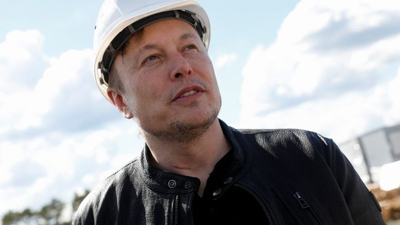 Elon Musk diz que Tesla avalia fábrica na Rússia