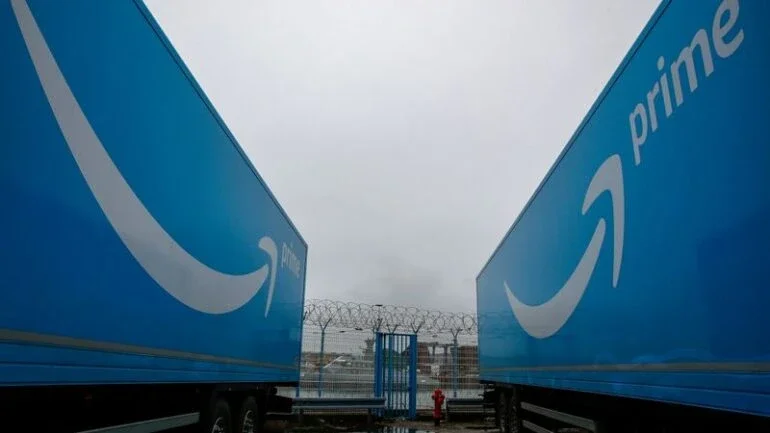 Amazon e Google enfrentam investigação no Reino Unido sobre avaliações falsas de produtos