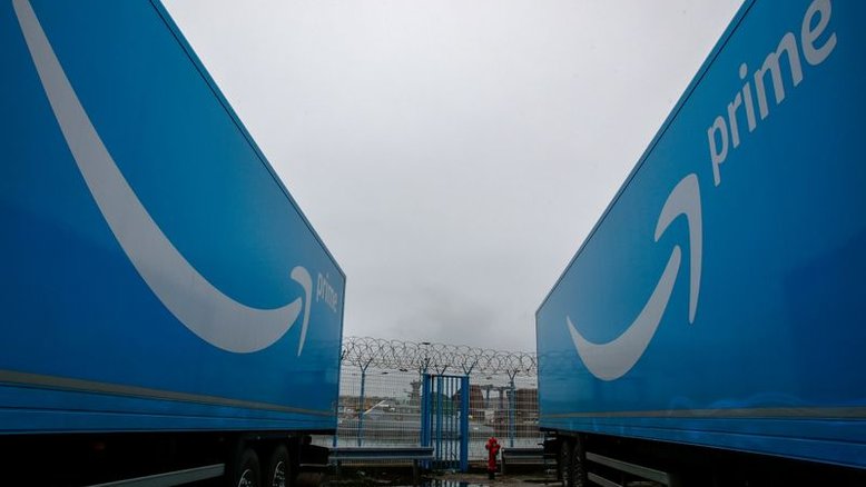 Amazon e Google enfrentam investigação no Reino Unido sobre avaliações falsas de produtos