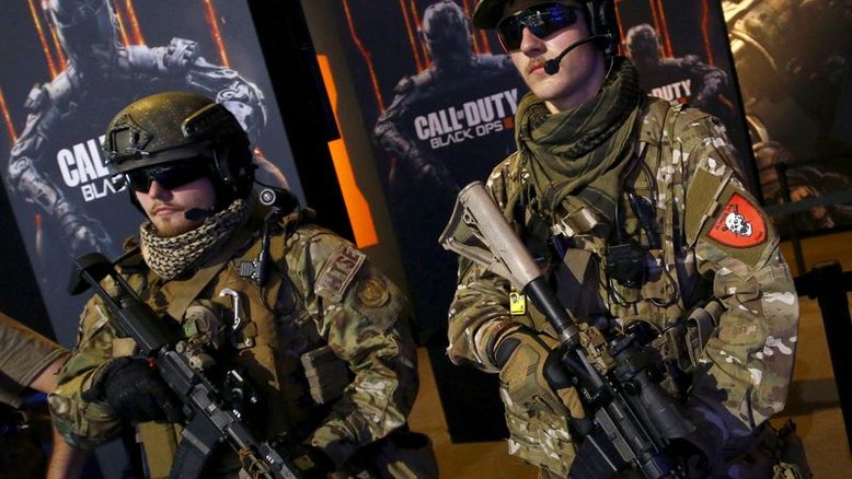 Sony enfrenta rivais endinheirados em guerra pelo futuro dos videogames