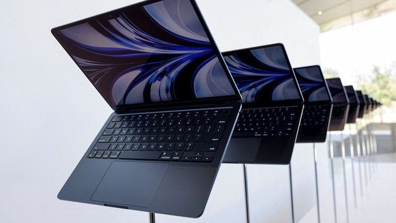 Apple avança no setor automotivo com novo sistema CarPlay, lança MacBook com chip M2