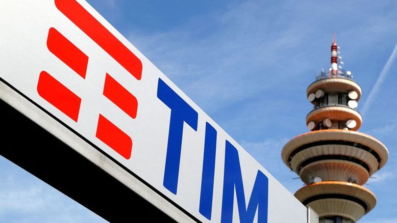Telecom Italia deve cortar milhares de empregos em plano de reestruturação