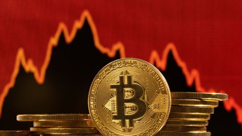 Gigantes e micro investidores mantêm o bitcoin à tona