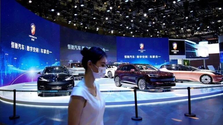 Unidade de veículos elétricos da China Evergrande inicia produção em massa de primeiro modelo