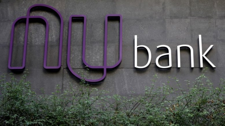 Nubank lança operações com criptomoedas, aloca 1% do caixa em bitcoin