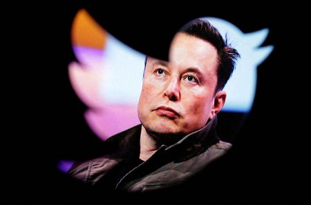 Ilustração mostra foto de Elon Musk e o logotipo do Twitter