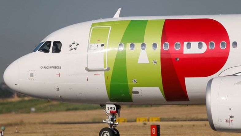 Portugal revoga proibição de viagens de e para o Brasil para negócios e estudos