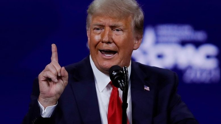 Trump pediu que Departamento de Justiça revertesse resultado da eleição, diz comissão da Câmara