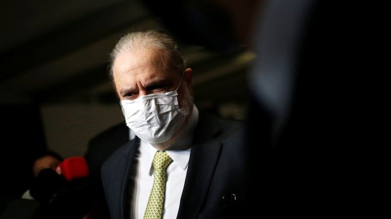Moraes, do STF, arquiva pedido para investigar Aras por prevaricação sobre Bolsonaro