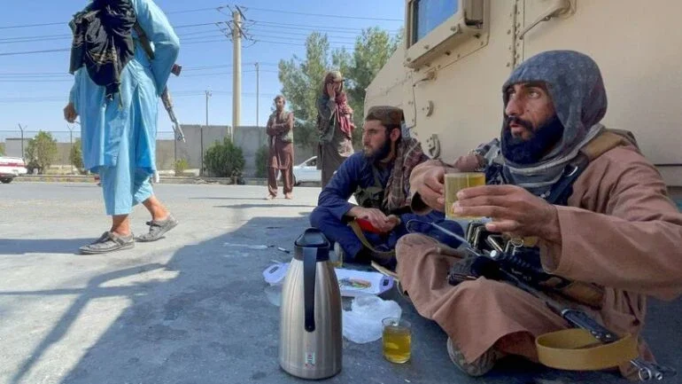 ANÁLISE-Ataque do Estado Islâmico aponta Taliban como opção menos pior do Ocidente no Afeganistão