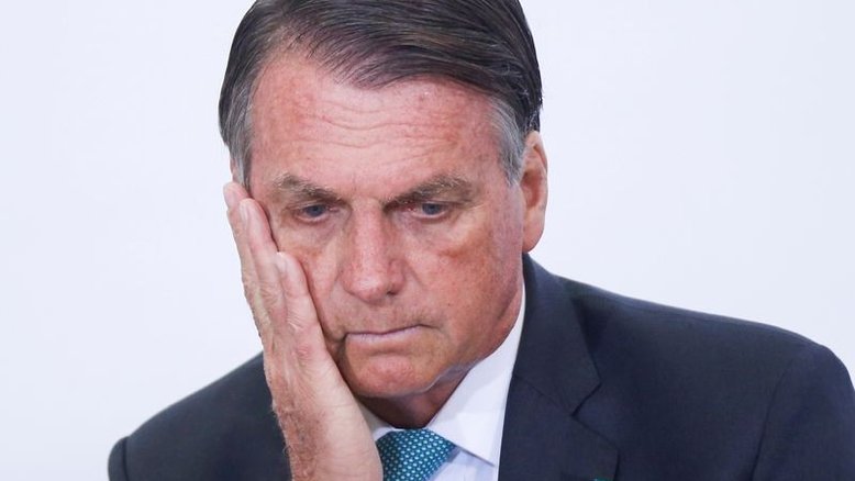 Bolsonaro faz audiência virtual e cancela viagem depois de recomendação de quarentena pela Anvisa