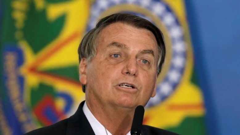 Chance de golpe é zero, diz Bolsonaro em entrevista