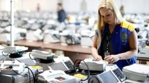 Voto feminino completa 90 anos, mas mulheres continuam discriminadas