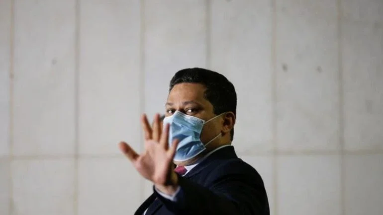 Senadores tentam contornar resistência de Alcolumbre para sabatina de Mendonça ao STF
