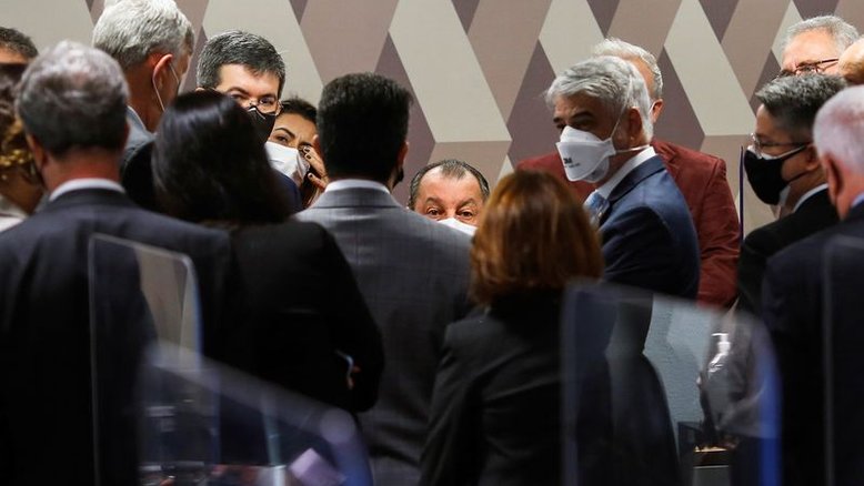 CPI da Covid terá reunião nesta 2ª para discutir divergências sobre relatório final
