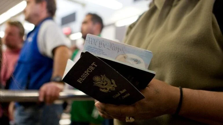 EUA emitem primeiro passaporte com opção de gênero 