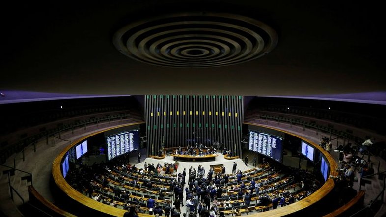 Câmara aprova texto-base da MP do Auxílio Brasil