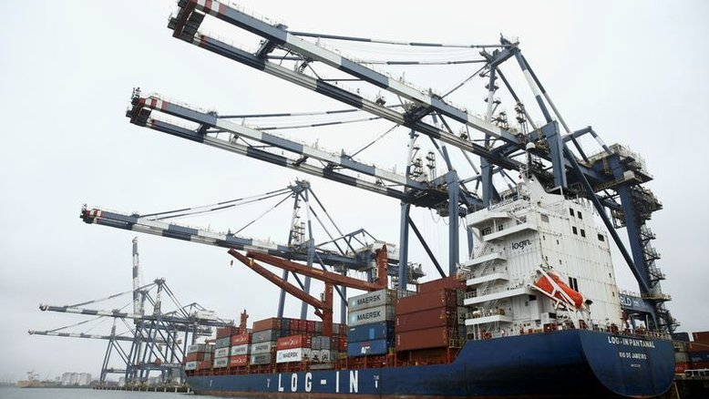 Saldo da balança comercial tem pior novembro em 7 anos com déficit de US$1,3 bi