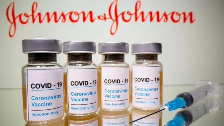 J&J estuda como acelerar entrega de vacina contra Covid-19 à Índia