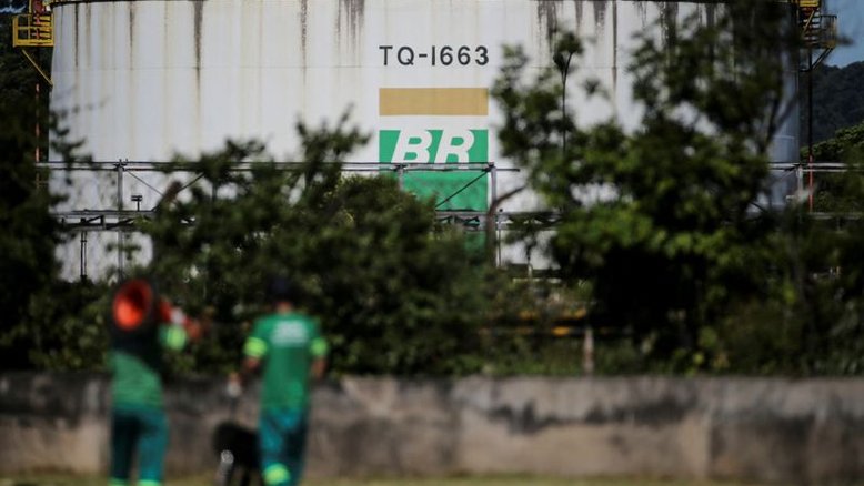 Petrobras acompanha petróleo 'minuto a minuto' após invasão à Ucrânia, diz CEO