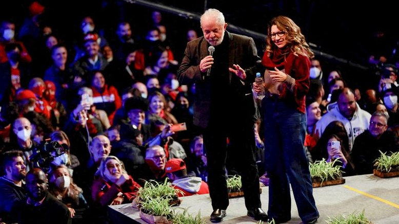 Lula é diagnosticado com Covid e fará isolamento; assessoria diz que está assintomático