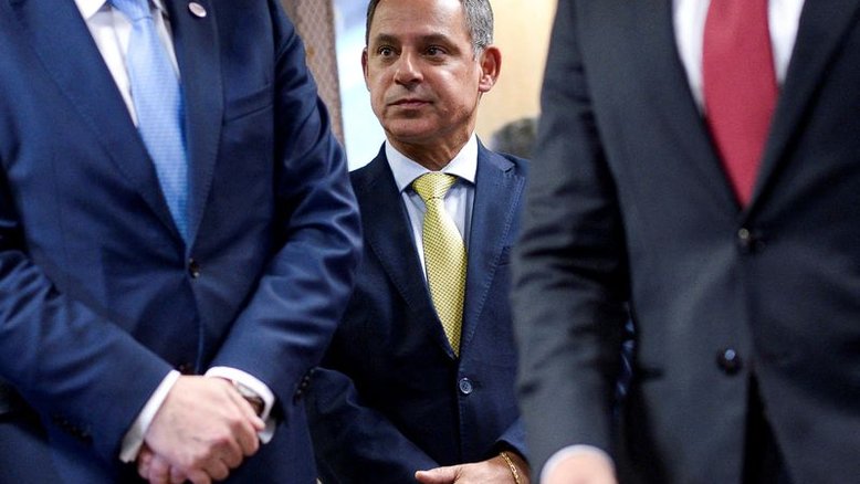 CEO da Petrobras deixa cargo e abre caminho para mudanças da empresa