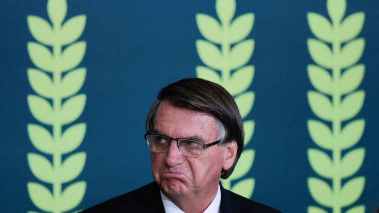 Queda de Pedro Guimarães destaca dificuldade de Bolsonaro com eleitorado feminino
