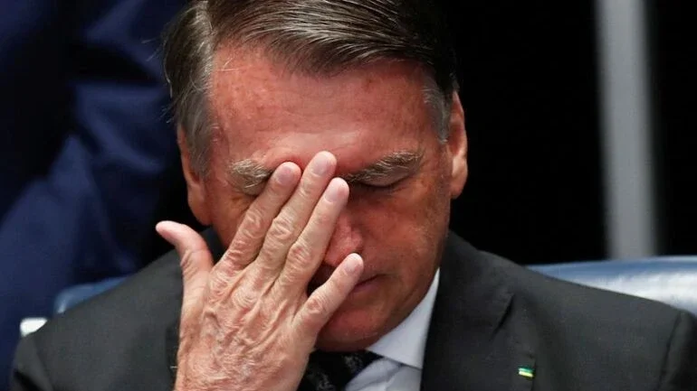 Ataque de Bolsonaro à democracia une instituições