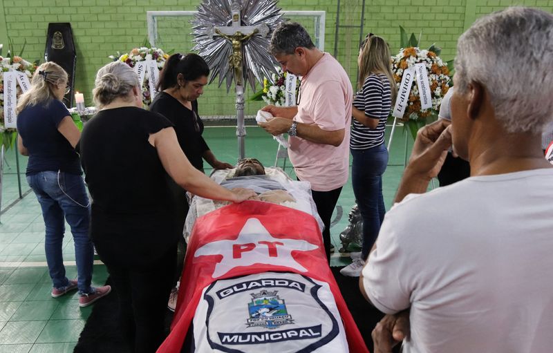 Justiça aceita denúncia de homicídio qualificado contra policial bolsonarista que matou guarda petista em Foz