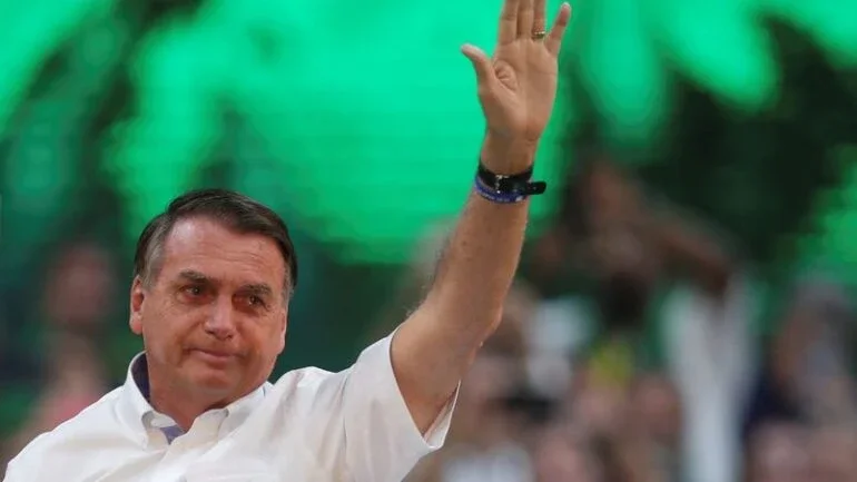 Em evento político, Deus é tratado como cabo eleitoral de Bolsonaro