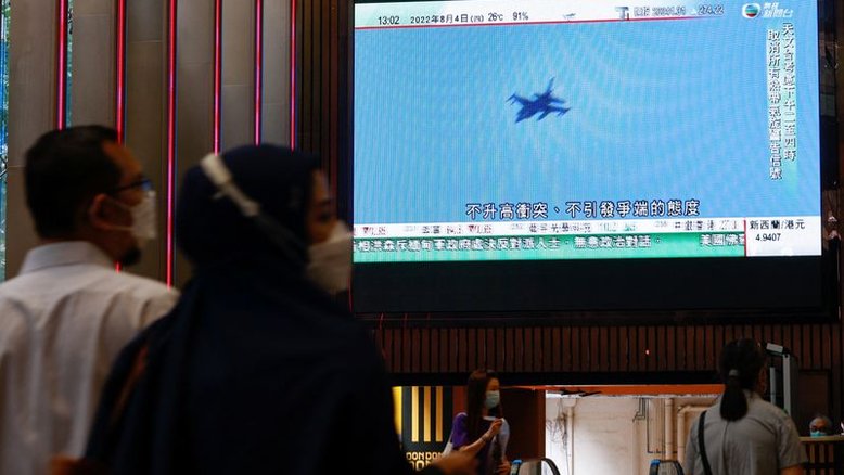 China dispara mísseis em águas de Taiwan nos maiores exercícios militares da história