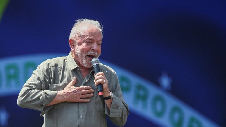 Ipec: Lula vai a 48% e Bolsonaro fica estável em 31%