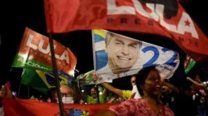 Apoiadores de Bolsonaro e Lula se manifestam em Brasília