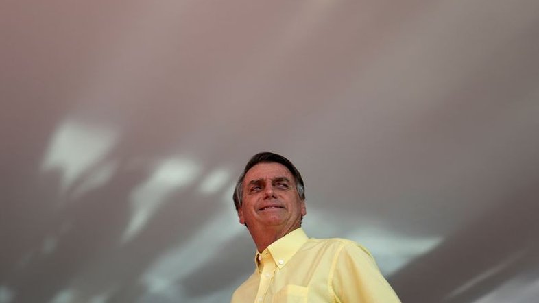 TSE determina que Bolsonaro se abstenha de falar que PT foi contra Auxílio Brasil