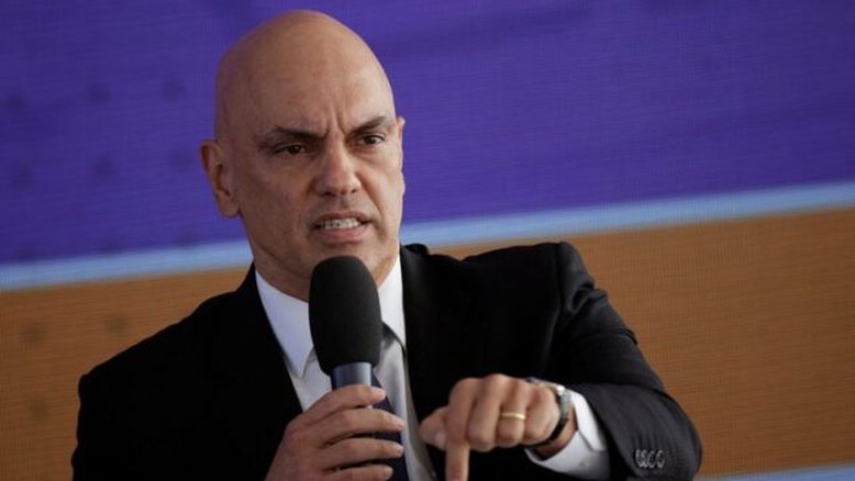 Alexandre de Moraes e o Narciso, que acha feio o que não é espelho