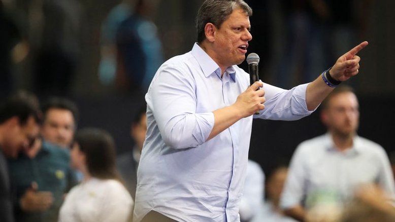 Governadores prometem obras e dizem priorizar aliança com novo governo Lula