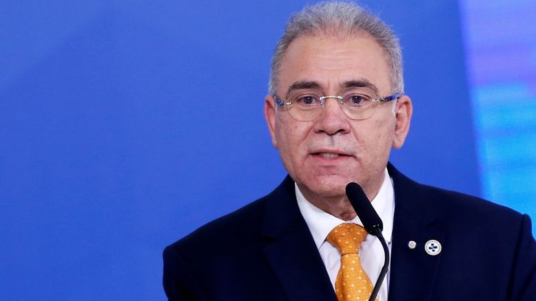 As fanfarronices de Queiroga