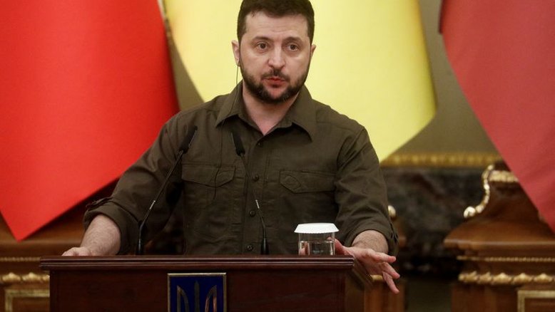 Ucrânia diz que "Batalha de Donbass" começou, Rússia avança no leste