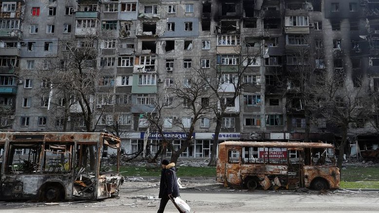 Rússia faz outro ultimato a Mariupol na “Batalha de Donbas”; Ocidente promete mais ajuda à Ucrânia